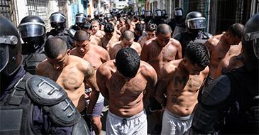 Image representing members of the Mara Salvatrucha arrested in El Salvador in 2016